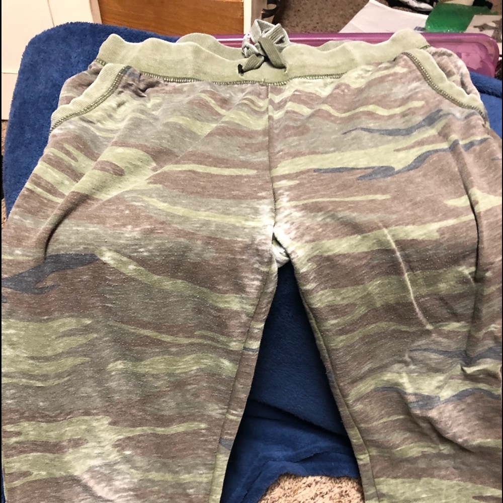 Camo sweats